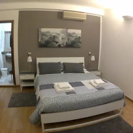 Lilium House Aventino Rome