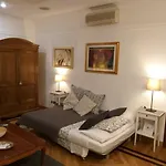 Apartment Lilium House Aventino *
